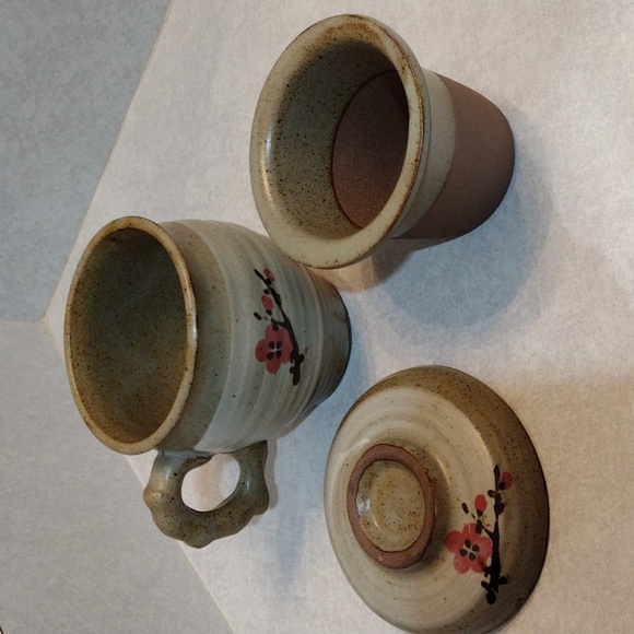 Other - Beautiful pottery tea cup.